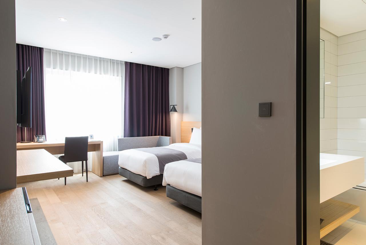 Alex 72 Hotel Suwon Zewnętrze zdjęcie